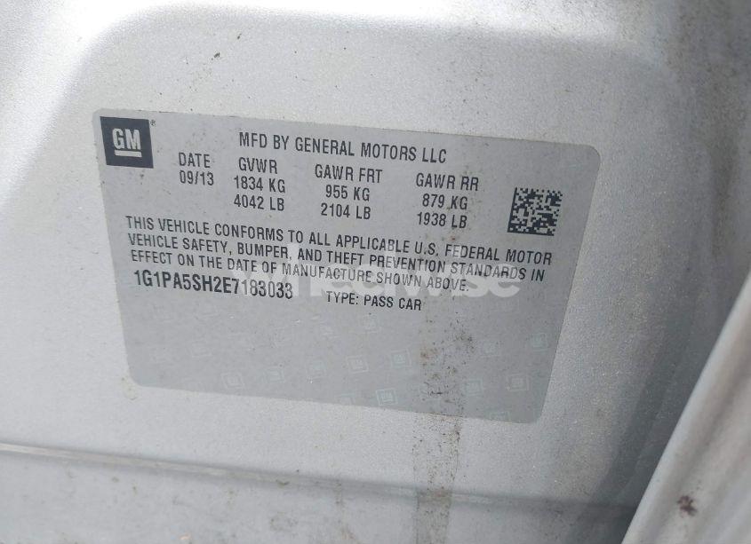 Photo 9 of 2014 Chevrolet Cruze LS AUTO (VIN 1G1PA5SH2E7183033)