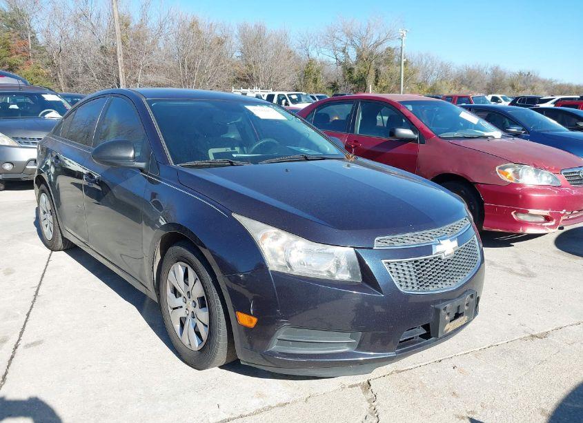 2014 Chevrolet Cruze LS AUTO (VIN 1G1PA5SH2E7185784) main photo