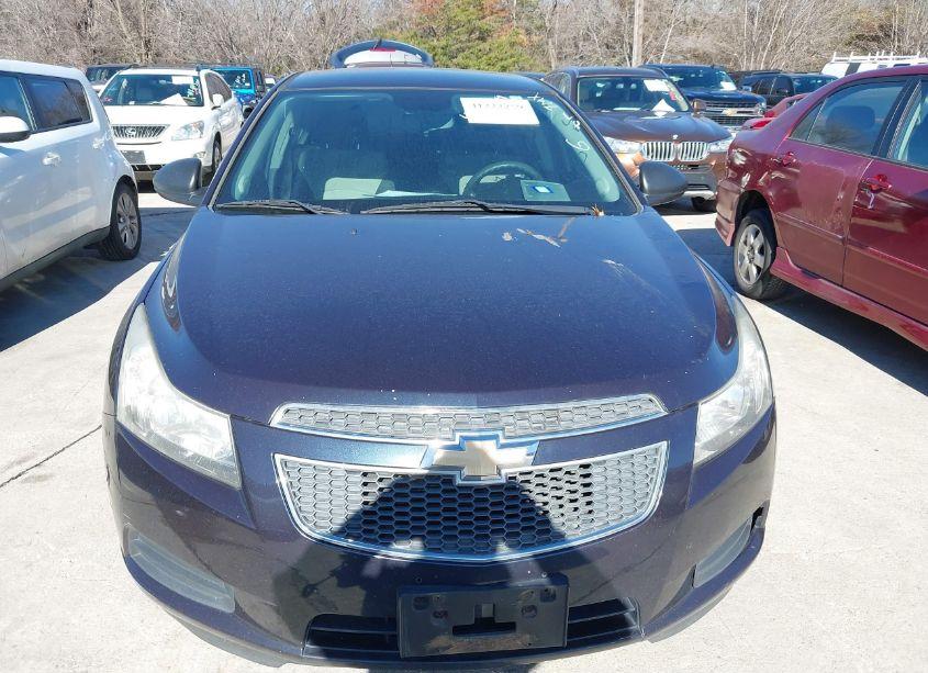 Photo 6 of 2014 Chevrolet Cruze LS AUTO (VIN 1G1PA5SH2E7185784)