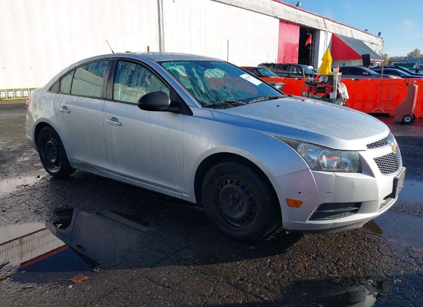 2014 Chevrolet Cruze LS AUTO (VIN 1G1PA5SH2E7232120) main photo