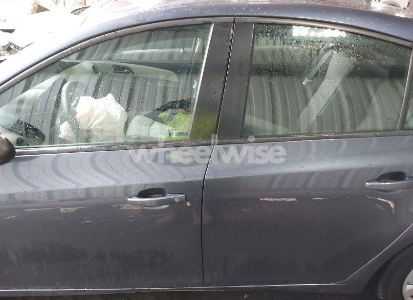 Photo 14 of 2014 Chevrolet Cruze LS AUTO (VIN 1G1PA5SH2E7269510)