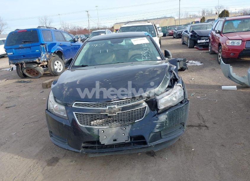 Photo 13 of 2014 Chevrolet Cruze LS AUTO (VIN 1G1PA5SH2E7330791)