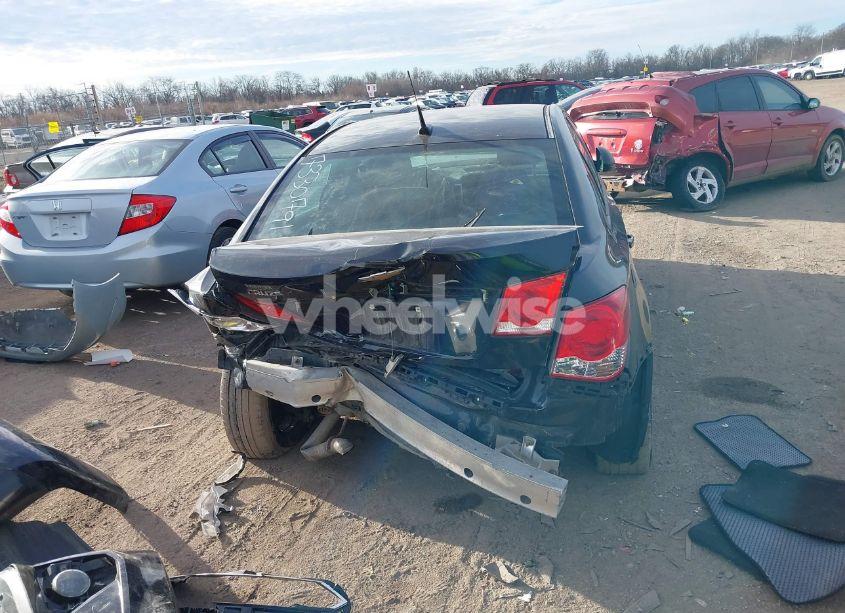 Photo 17 of 2014 Chevrolet Cruze LS AUTO (VIN 1G1PA5SH2E7330791)