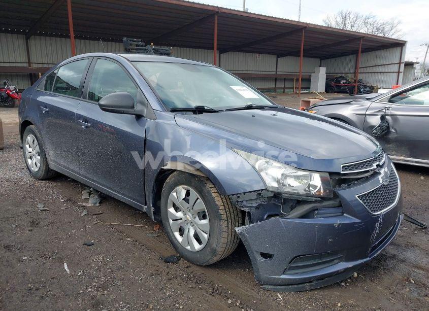 2014 Chevrolet Cruze LS AUTO (VIN 1G1PA5SH2E7350698) main photo