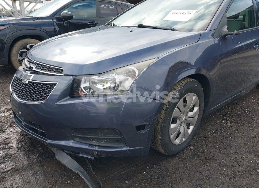 Photo 12 of 2014 Chevrolet Cruze LS AUTO (VIN 1G1PA5SH2E7350698)