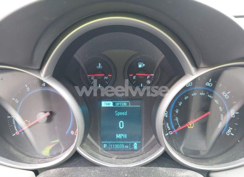 Photo 7 of 2014 Chevrolet Cruze LS AUTO (VIN 1G1PA5SH2E7350698)