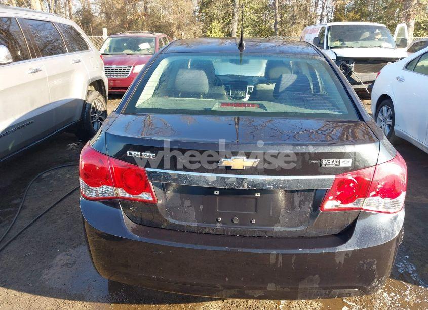Photo 16 of 2014 Chevrolet Cruze LS AUTO (VIN 1G1PA5SH2E7405960)