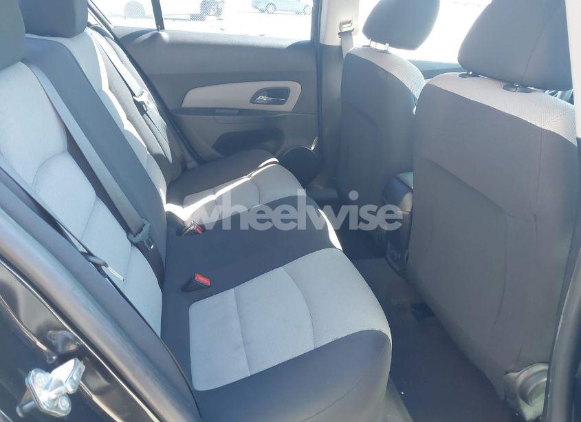 Photo 8 of 2015 Chevrolet Cruze LS AUTO (VIN 1G1PA5SH2F7157615)