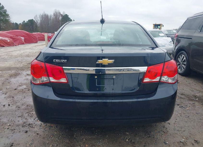 Photo 16 of 2015 Chevrolet Cruze LS AUTO (VIN 1G1PA5SH2F7271114)