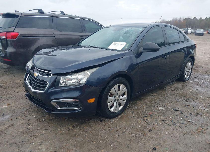 Photo 2 of 2015 Chevrolet Cruze LS AUTO (VIN 1G1PA5SH2F7271114)