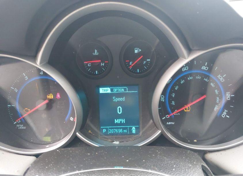 Photo 7 of 2015 Chevrolet Cruze LS AUTO (VIN 1G1PA5SH2F7271114)