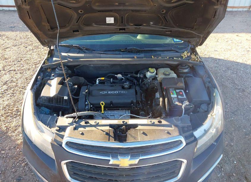 Photo 10 of 2015 Chevrolet Cruze LS AUTO (VIN 1G1PA5SH2F7271680)