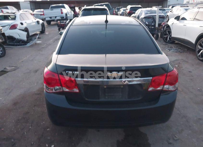 Photo 16 of 2013 Chevrolet Cruze LS AUTO (VIN 1G1PA5SH3D7109876)