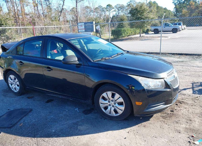 2013 Chevrolet Cruze LS AUTO (VIN 1G1PA5SH3D7110865) main photo