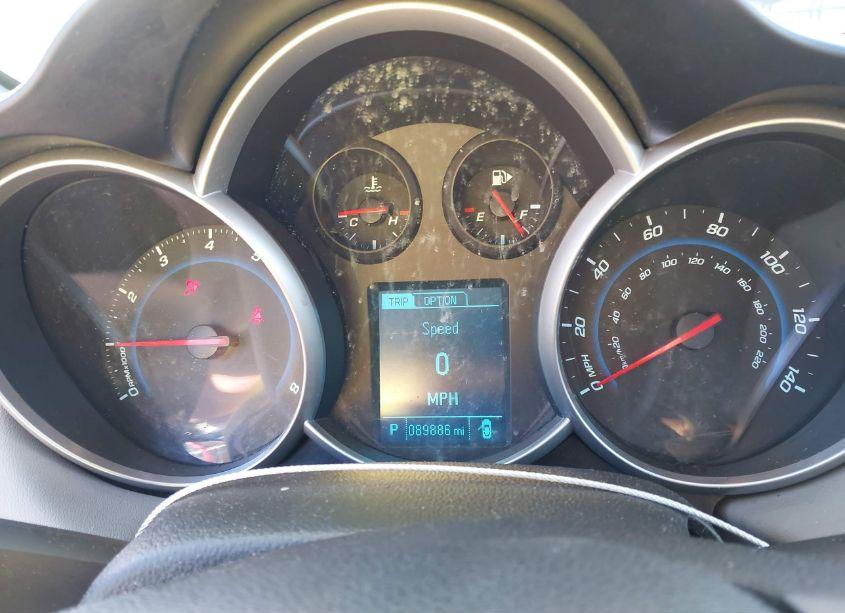 Photo 7 of 2013 Chevrolet Cruze LS AUTO (VIN 1G1PA5SH3D7110865)