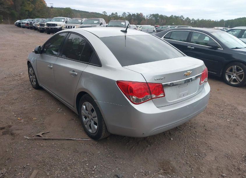 Photo 3 of 2013 Chevrolet Cruze LS AUTO (VIN 1G1PA5SH3D7124569)
