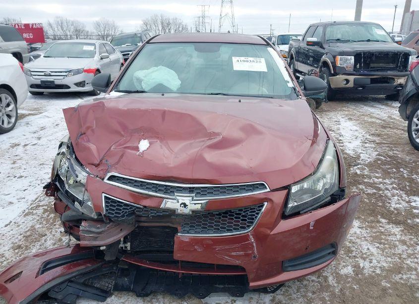 Photo 12 of 2013 Chevrolet Cruze LS AUTO (VIN 1G1PA5SH3D7166093)