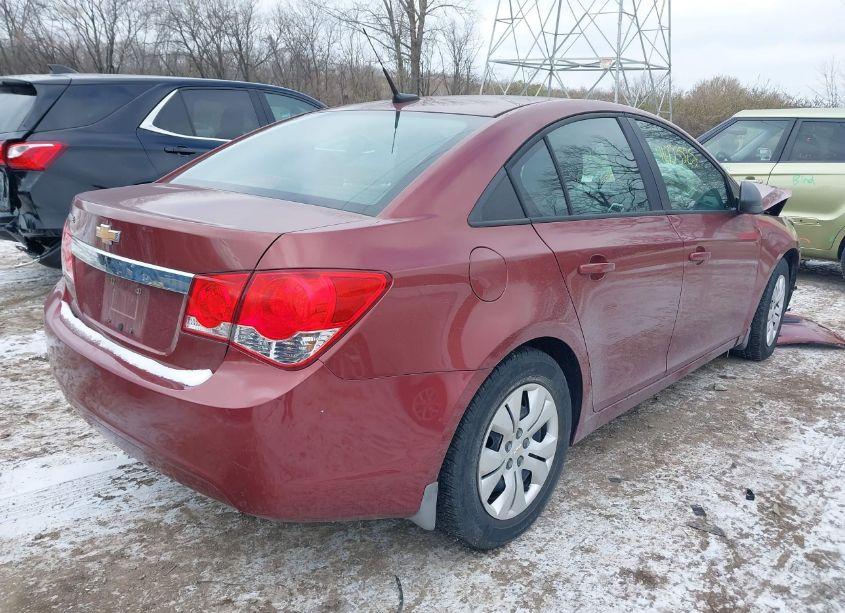 Photo 4 of 2013 Chevrolet Cruze LS AUTO (VIN 1G1PA5SH3D7166093)
