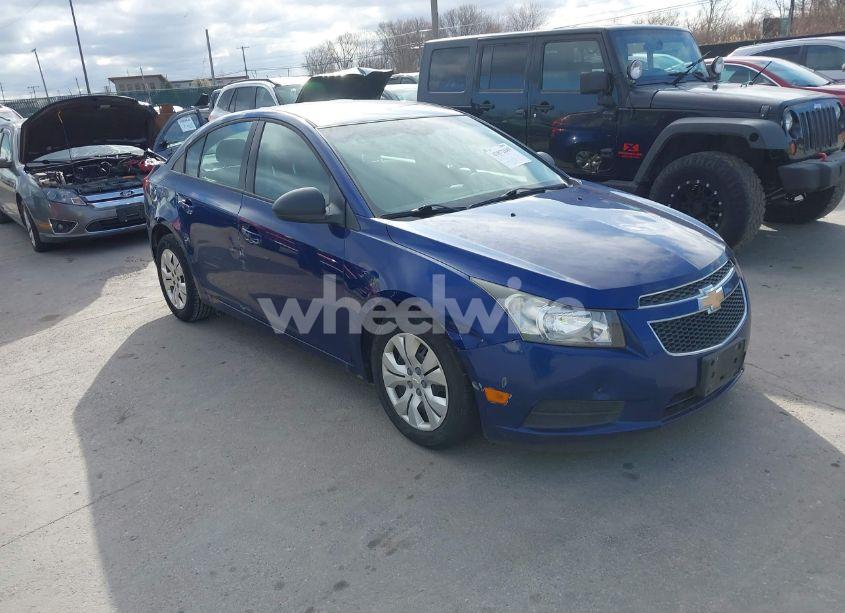 2013 Chevrolet Cruze LS AUTO (VIN 1G1PA5SH3D7246624) main photo