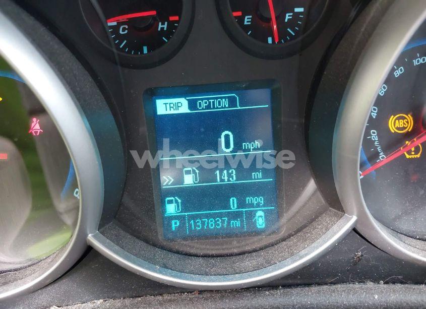 Photo 7 of 2013 Chevrolet Cruze LS AUTO (VIN 1G1PA5SH3D7246624)