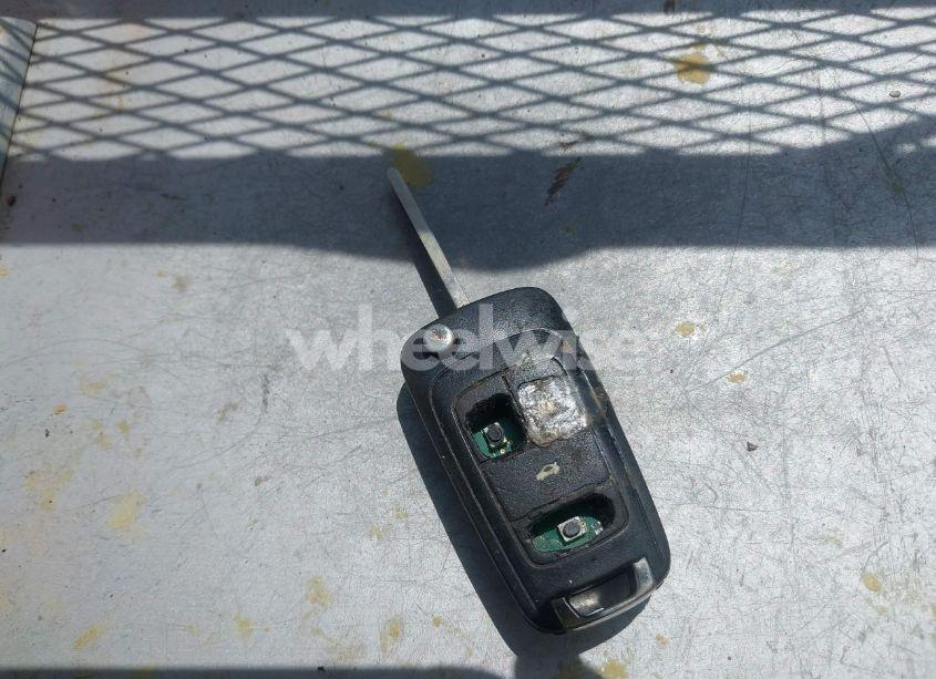 Photo 11 of 2013 Chevrolet Cruze LS AUTO (VIN 1G1PA5SH3D7324528)