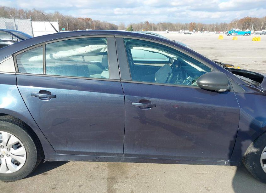 Photo 14 of 2014 Chevrolet Cruze LS AUTO (VIN 1G1PA5SH3E7186443)