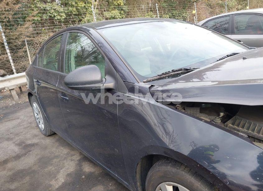 Photo 13 of 2014 Chevrolet Cruze LS AUTO (VIN 1G1PA5SH3E7187463)