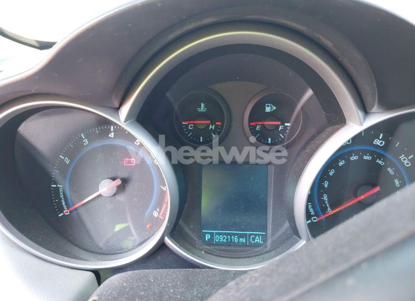 Photo 7 of 2014 Chevrolet Cruze LS AUTO (VIN 1G1PA5SH3E7243918)