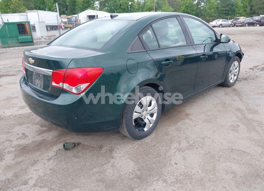 Photo 4 of 2014 Chevrolet Cruze LS AUTO (VIN 1G1PA5SH3E7351133)
