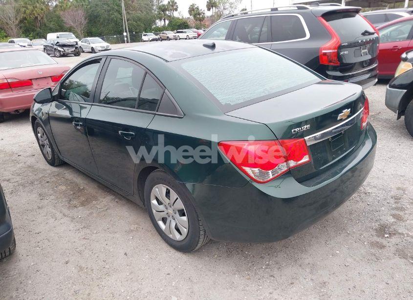 Photo 3 of 2014 Chevrolet Cruze LS AUTO (VIN 1G1PA5SH3E7387632)