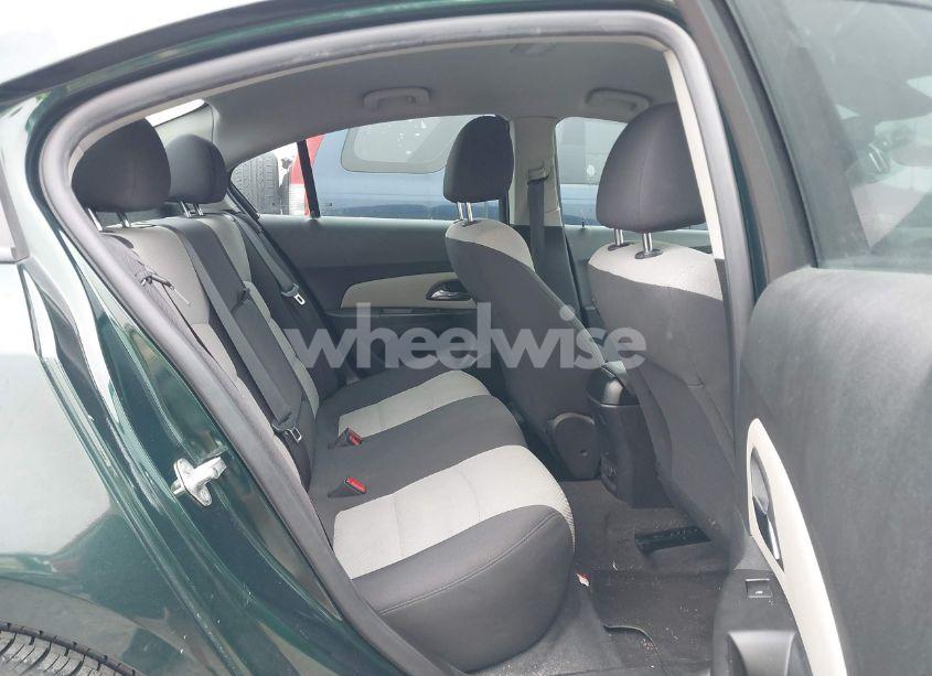 Photo 8 of 2014 Chevrolet Cruze LS AUTO (VIN 1G1PA5SH3E7387632)