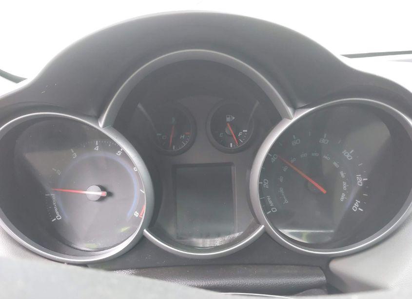 Photo 7 of 2014 Chevrolet Cruze LS AUTO (VIN 1G1PA5SH3E7442922)