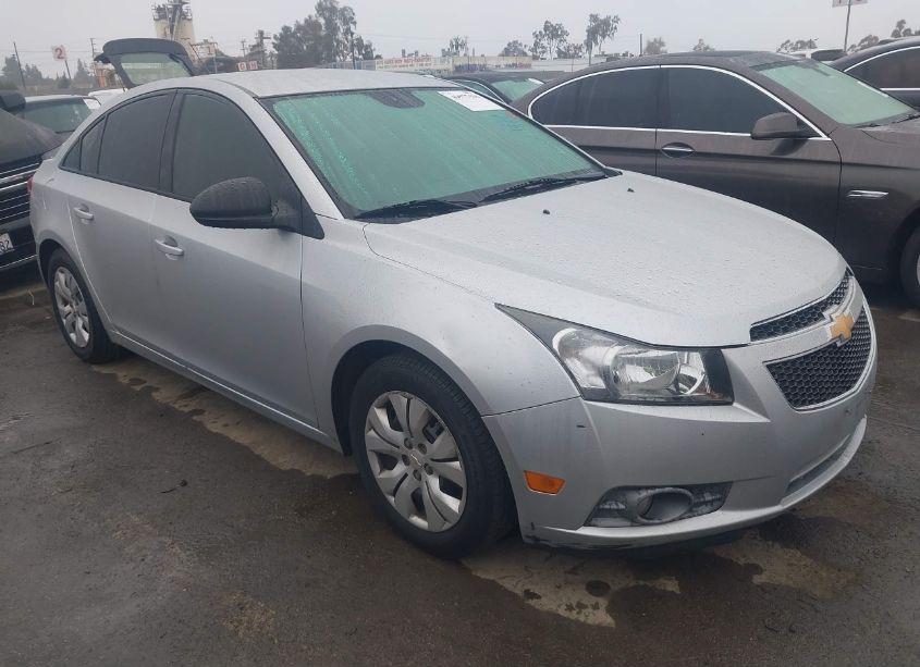 2014 Chevrolet Cruze LS AUTO (VIN 1G1PA5SH3E7451989) main photo