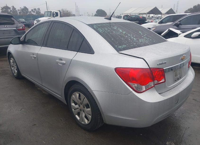 Photo 3 of 2014 Chevrolet Cruze LS AUTO (VIN 1G1PA5SH3E7451989)