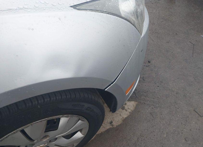 Photo 6 of 2014 Chevrolet Cruze LS AUTO (VIN 1G1PA5SH3E7451989)