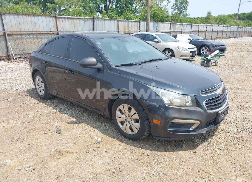2015 Chevrolet Cruze LS AUTO (VIN 1G1PA5SH3F7111856) main photo