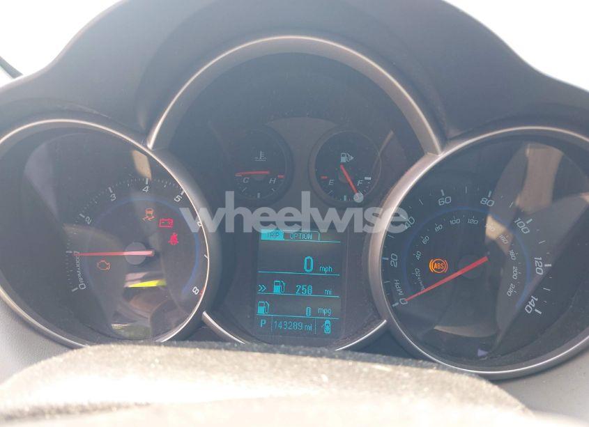 Photo 7 of 2015 Chevrolet Cruze LS AUTO (VIN 1G1PA5SH3F7111856)