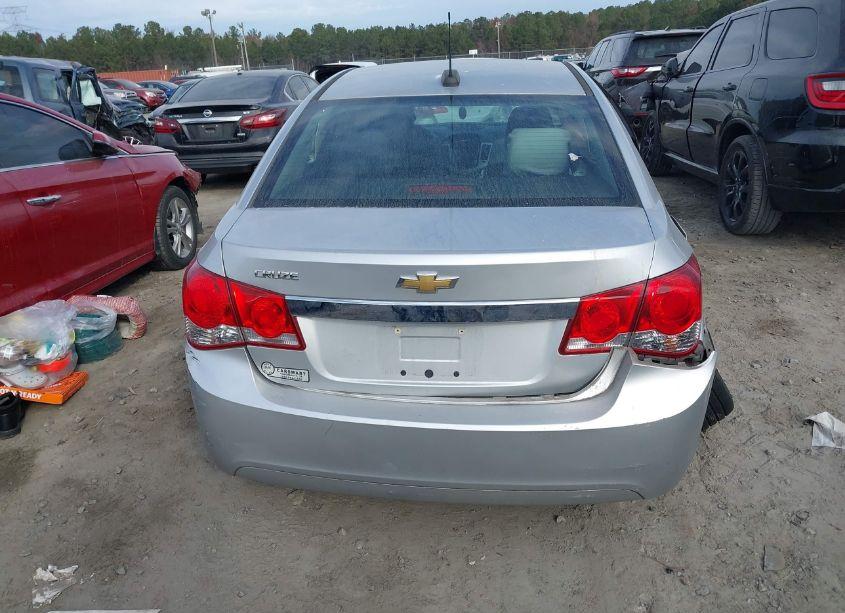 Photo 16 of 2015 Chevrolet Cruze LS AUTO (VIN 1G1PA5SH3F7153914)