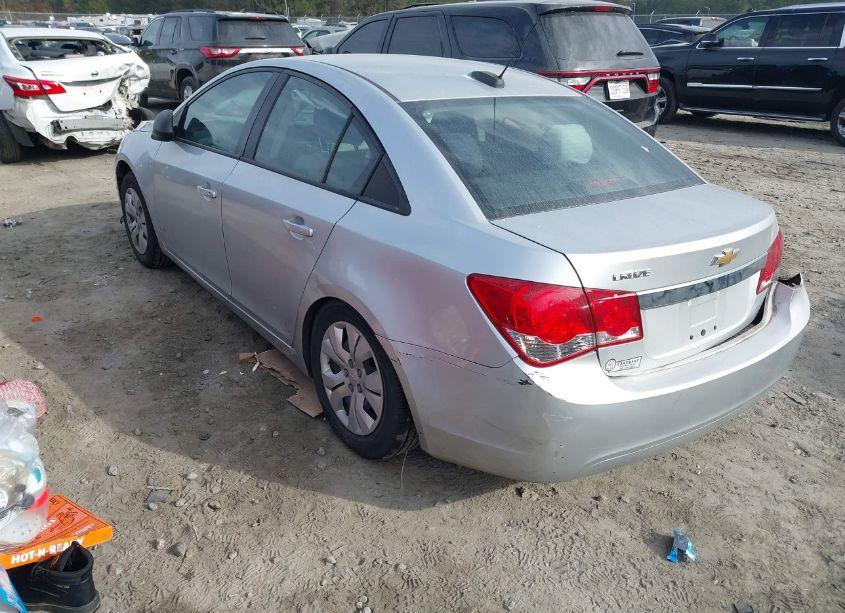 Photo 3 of 2015 Chevrolet Cruze LS AUTO (VIN 1G1PA5SH3F7153914)