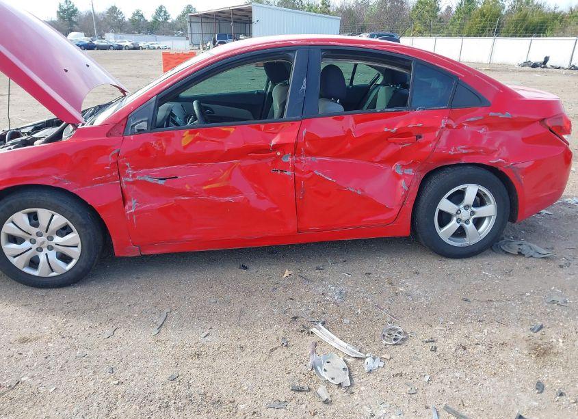 Photo 12 of 2015 Chevrolet Cruze LS AUTO (VIN 1G1PA5SH3F7156358)