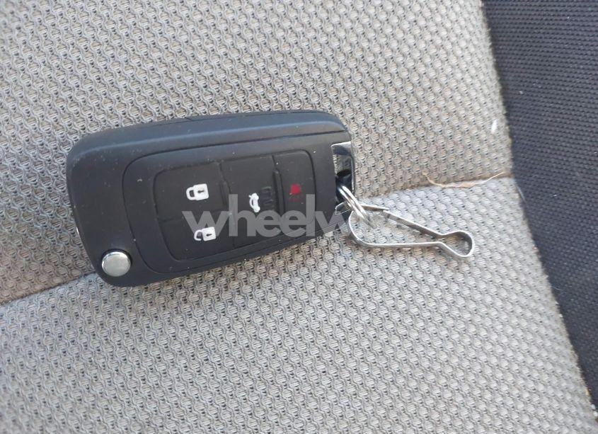 Photo 11 of 2015 Chevrolet Cruze LS AUTO (VIN 1G1PA5SH3F7235755)