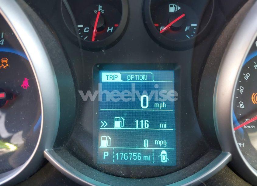 Photo 15 of 2015 Chevrolet Cruze LS AUTO (VIN 1G1PA5SH3F7235755)
