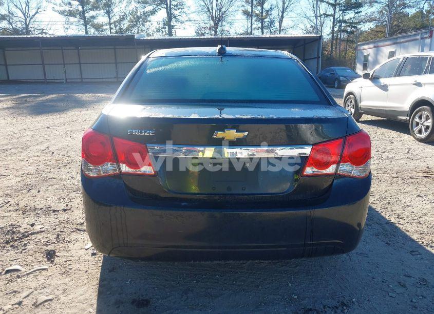 Photo 16 of 2015 Chevrolet Cruze LS AUTO (VIN 1G1PA5SH3F7235755)
