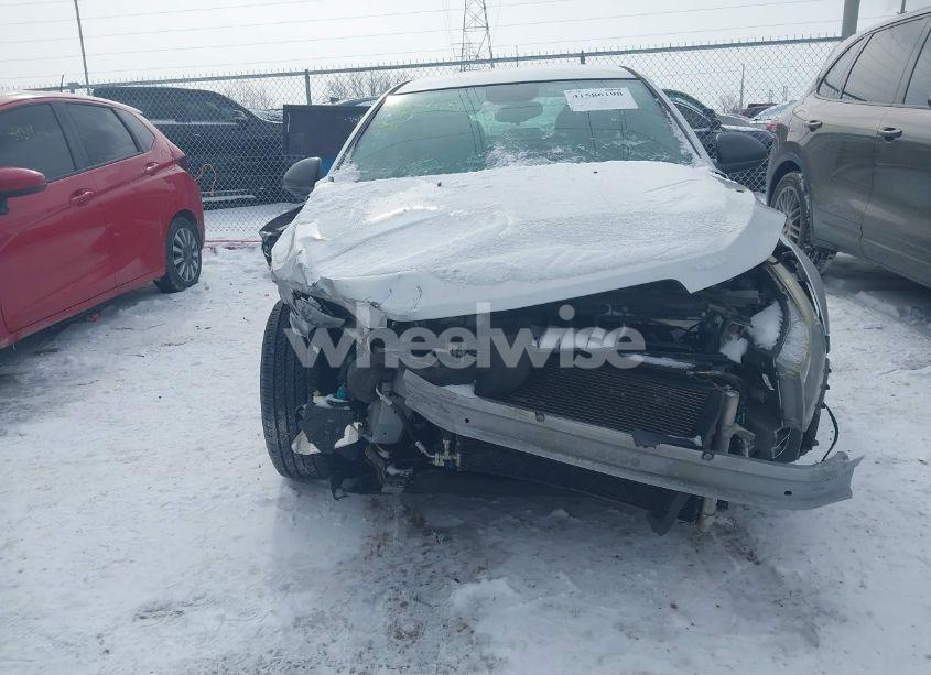 Photo 12 of 2013 Chevrolet Cruze LS AUTO (VIN 1G1PA5SH4D7169956)