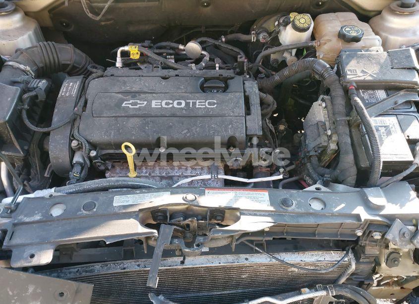 Photo 10 of 2013 Chevrolet Cruze LS AUTO (VIN 1G1PA5SH4D7184571)