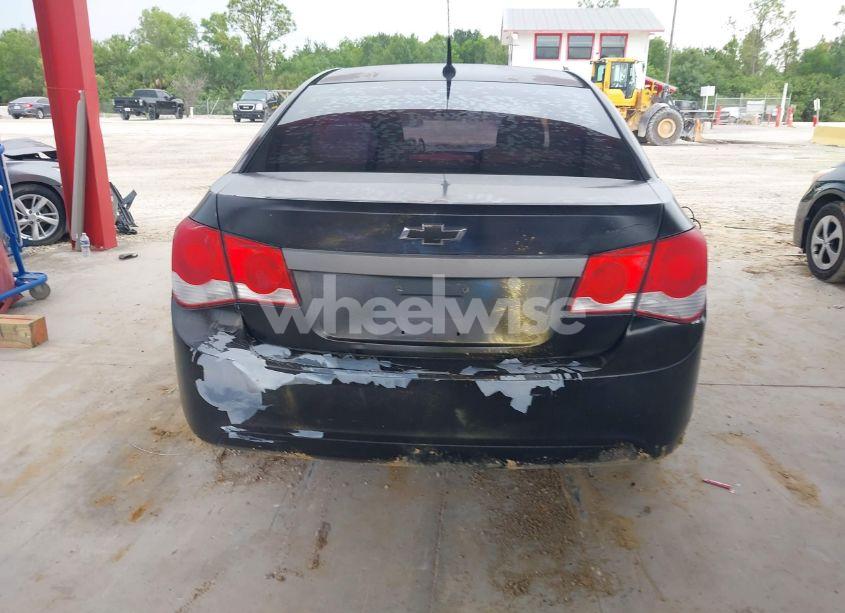 Photo 6 of 2013 Chevrolet Cruze LS AUTO (VIN 1G1PA5SH4D7226446)