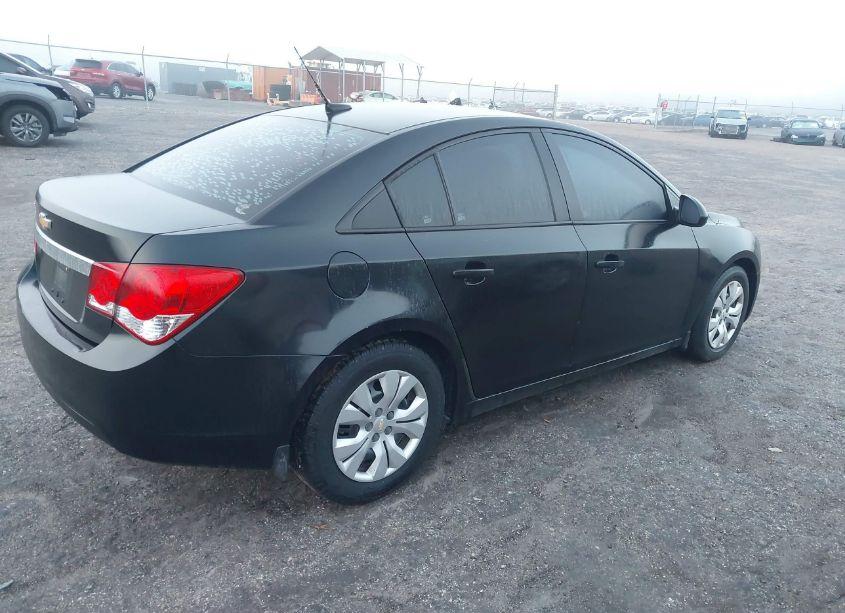 Photo 4 of 2013 Chevrolet Cruze LS AUTO (VIN 1G1PA5SH4D7277347)