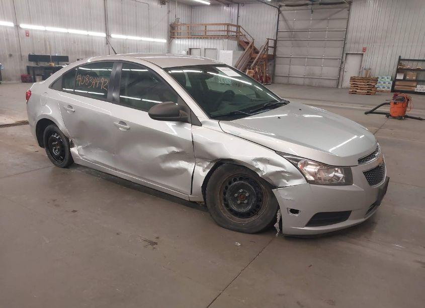 2013 Chevrolet Cruze LS AUTO (VIN 1G1PA5SH4D7305955) main photo