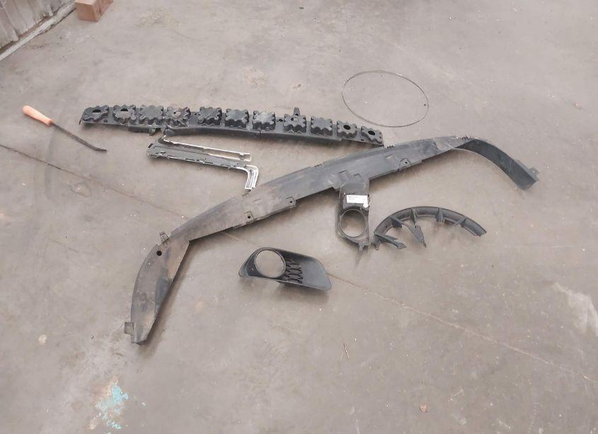 Photo 12 of 2013 Chevrolet Cruze LS AUTO (VIN 1G1PA5SH4D7305955)