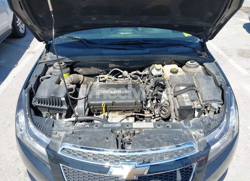 Photo 10 of 2013 Chevrolet Cruze LS AUTO (VIN 1G1PA5SH4D7328992)